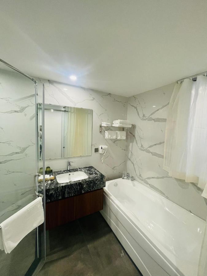 Luxury Phoenix Hotel Bắc Ninh Buitenkant foto